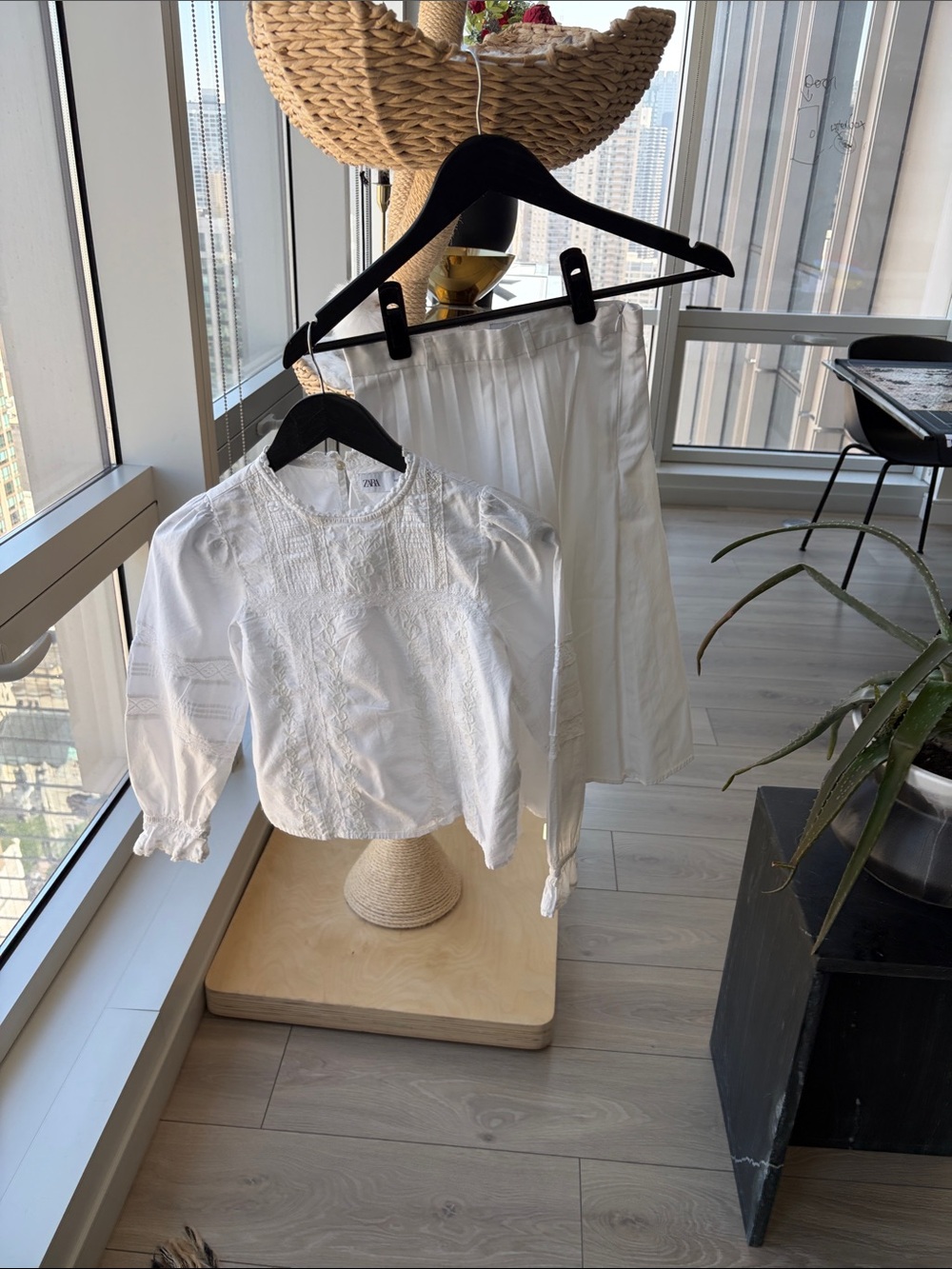 Zara White Embroidered Girls Blouse and Skirt Set